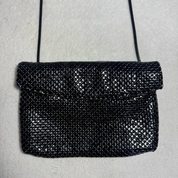 Whiting & Davis Black Mesh Shoulder Bag with strap ,trendy ,evening purse/clutch - Picture 2 of 7